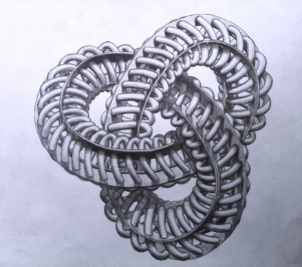 Un "nudo trébol" combinado con cuatro cintas de Möbius paralelas y un tubo en espiral que va uniendo todo. Toda una joya de la topología.